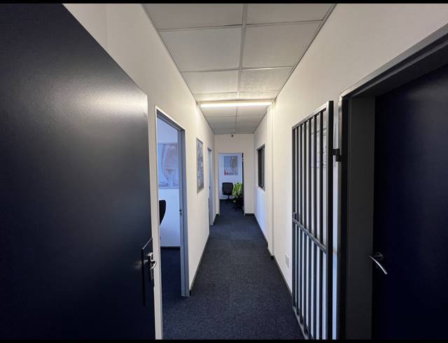 527M² WAREHOUSE TO LET IN AIRPORT INDUSTRIA